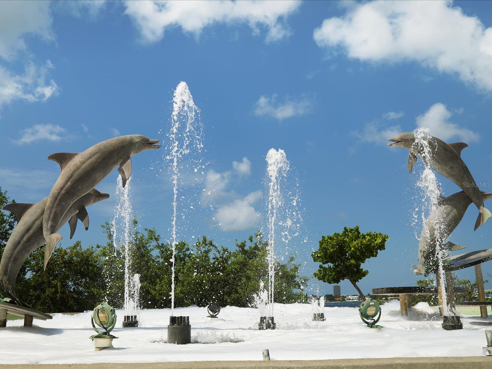 Image 38 of 45 For 4565 Bay Club Drive 27