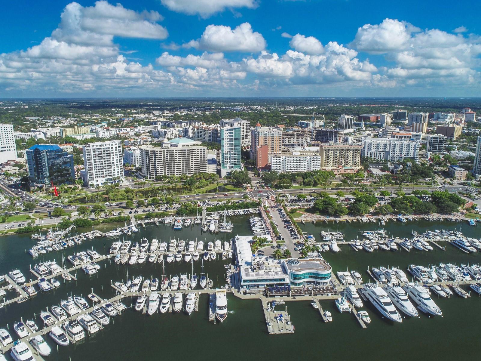 Image 44 of 45 For 4565 Bay Club Drive 27