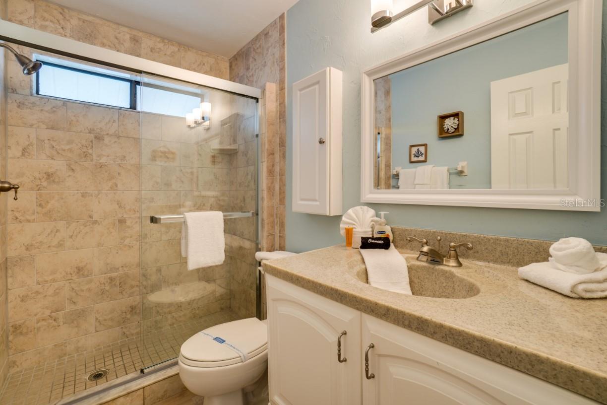 Image 12 of 28 For 1801 Gulf Drive N 211