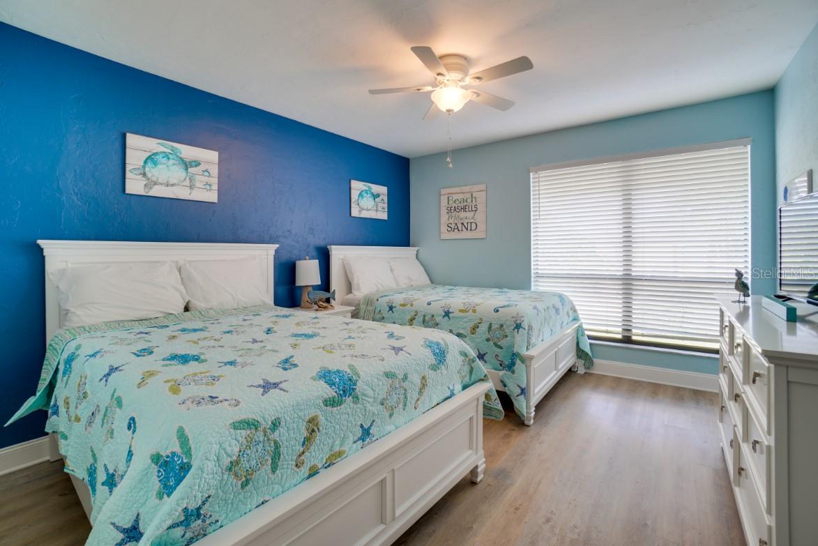 Image 13 of 28 For 1801 Gulf Drive N 211