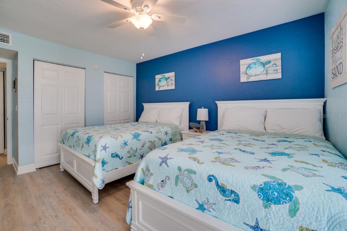 Image 14 of 28 For 1801 Gulf Drive N 211