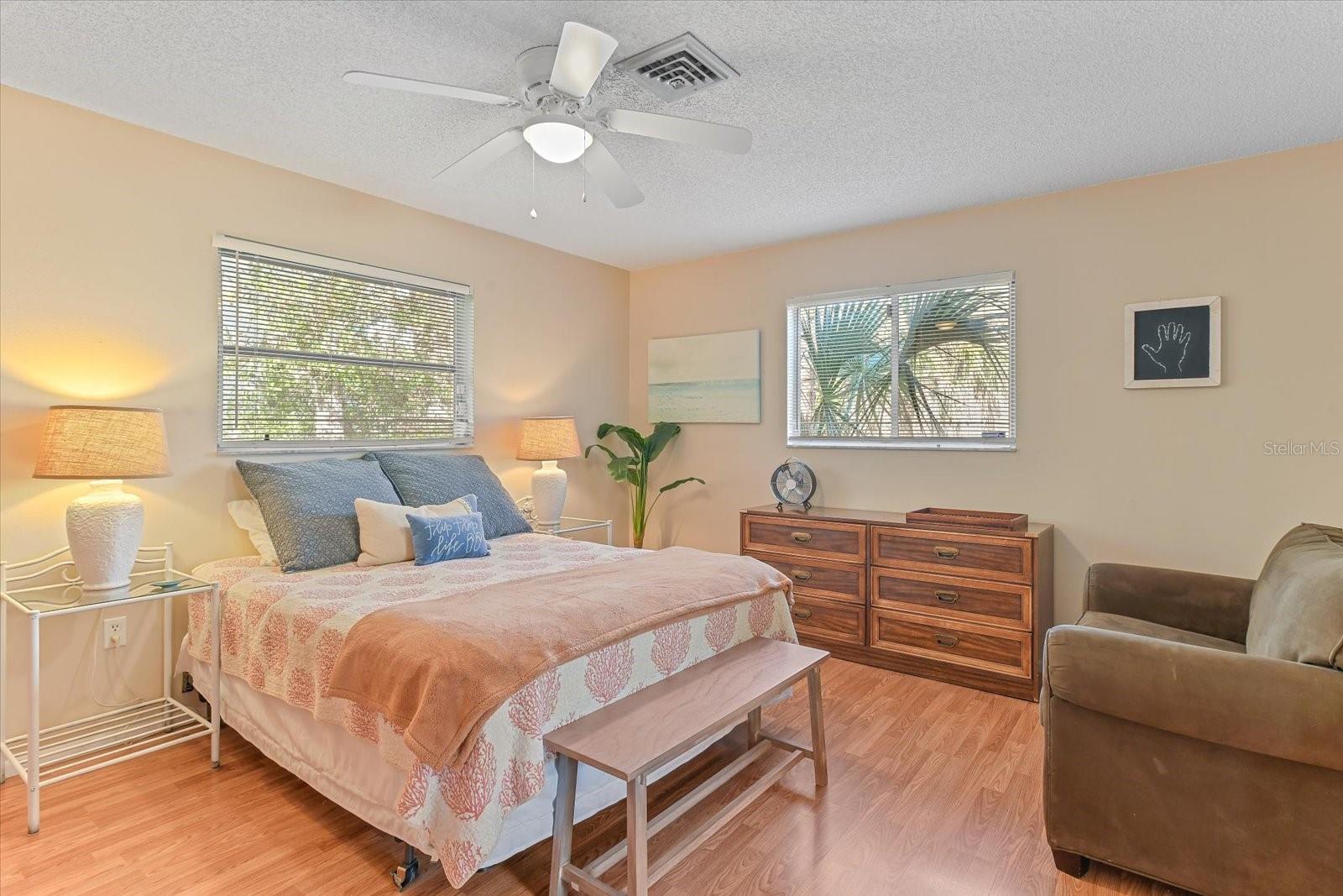 Image 19 of 41 For 140 Avenida De La Isla