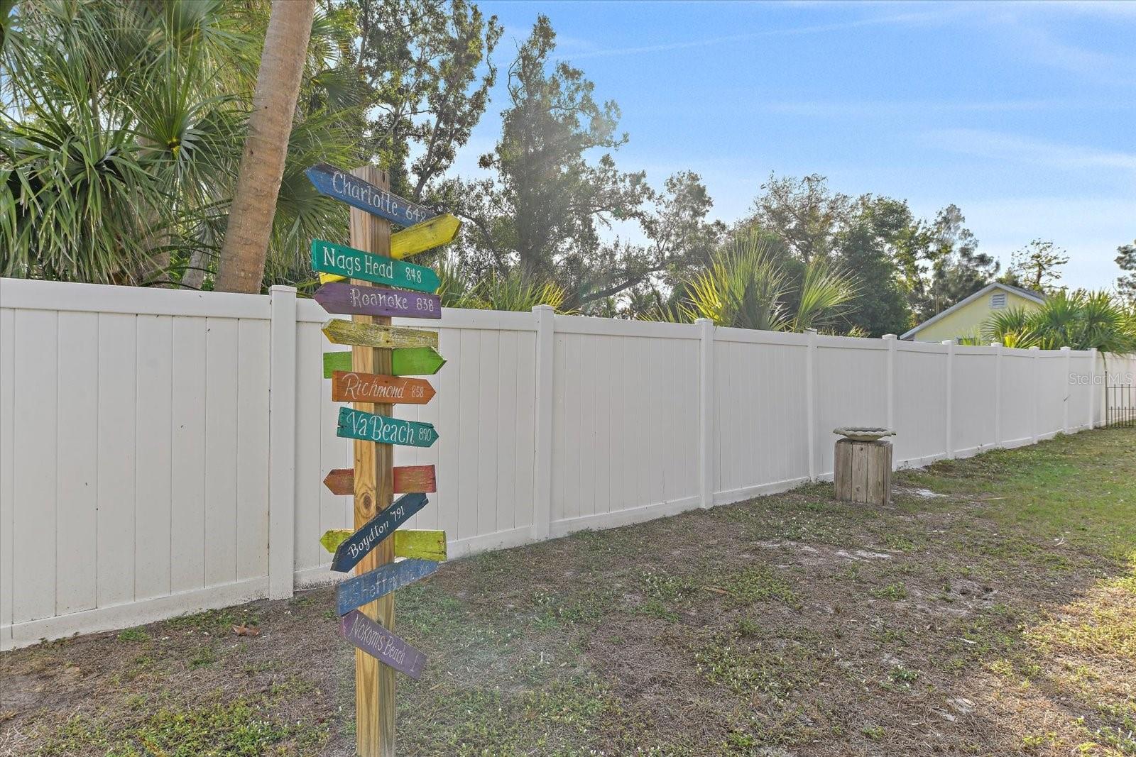 Image 24 of 41 For 140 Avenida De La Isla