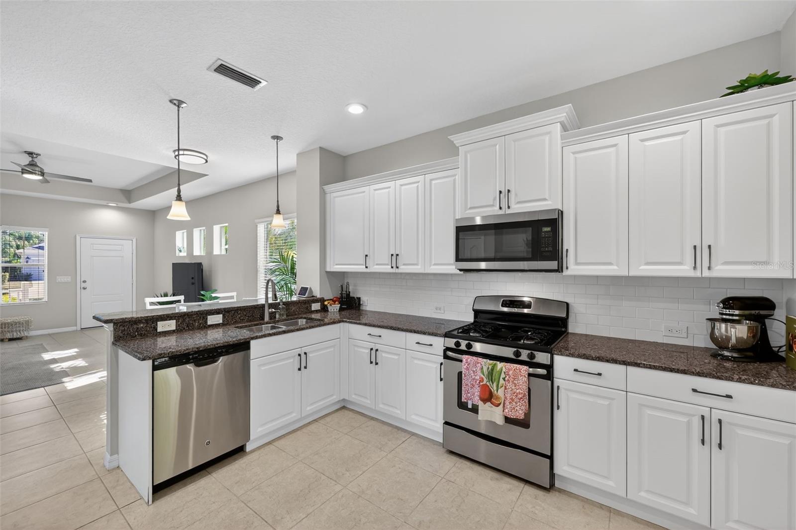 Image 5 of 15 For 11609 Piedmont Park Crossing