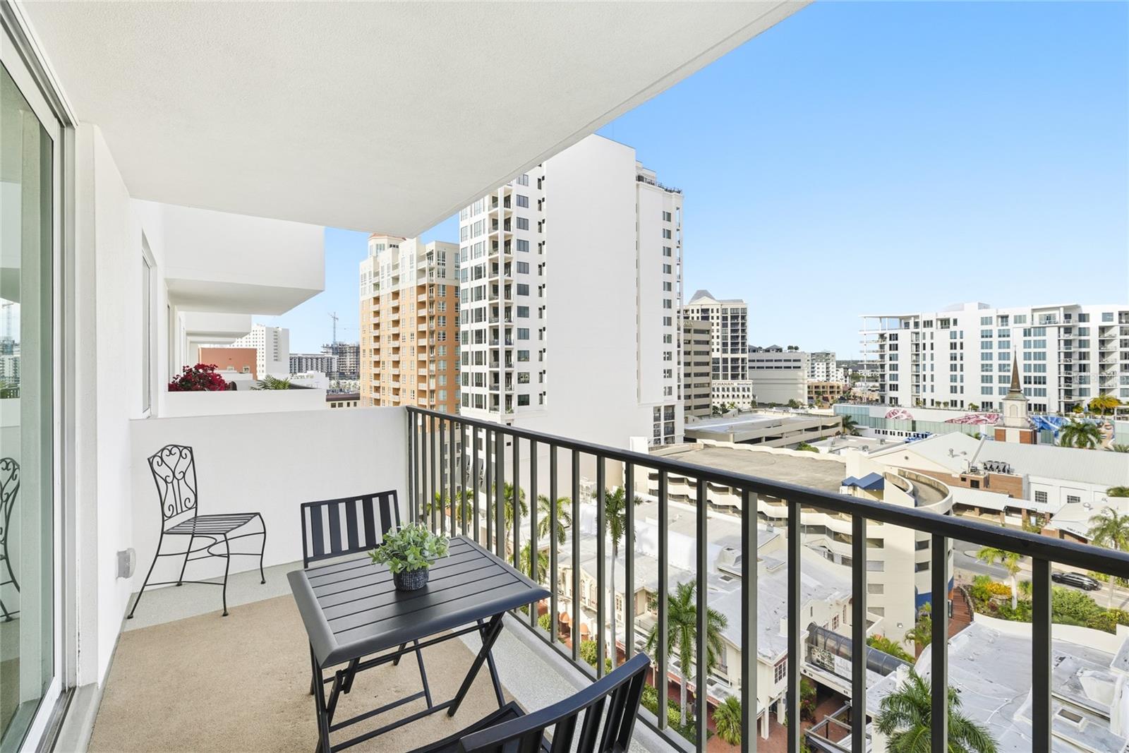 Image 22 of 39 For 101 Gulfstream Avenue 14d