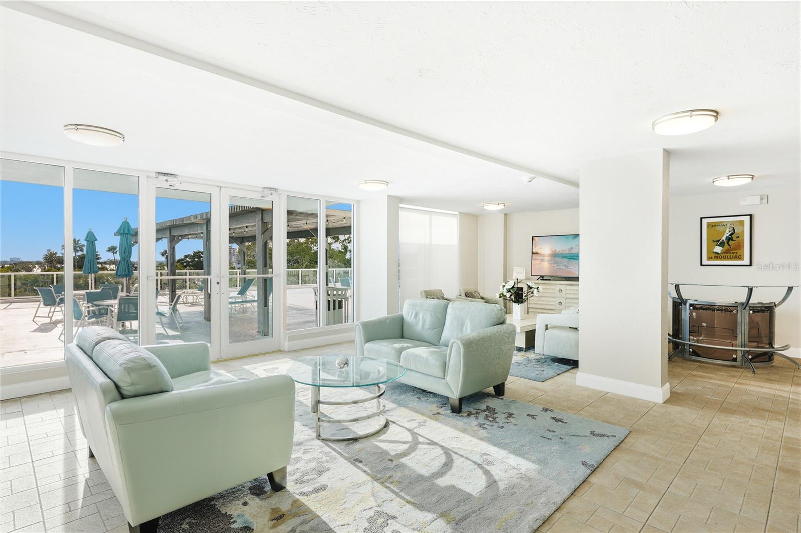 Image 31 of 39 For 101 Gulfstream Avenue 14d