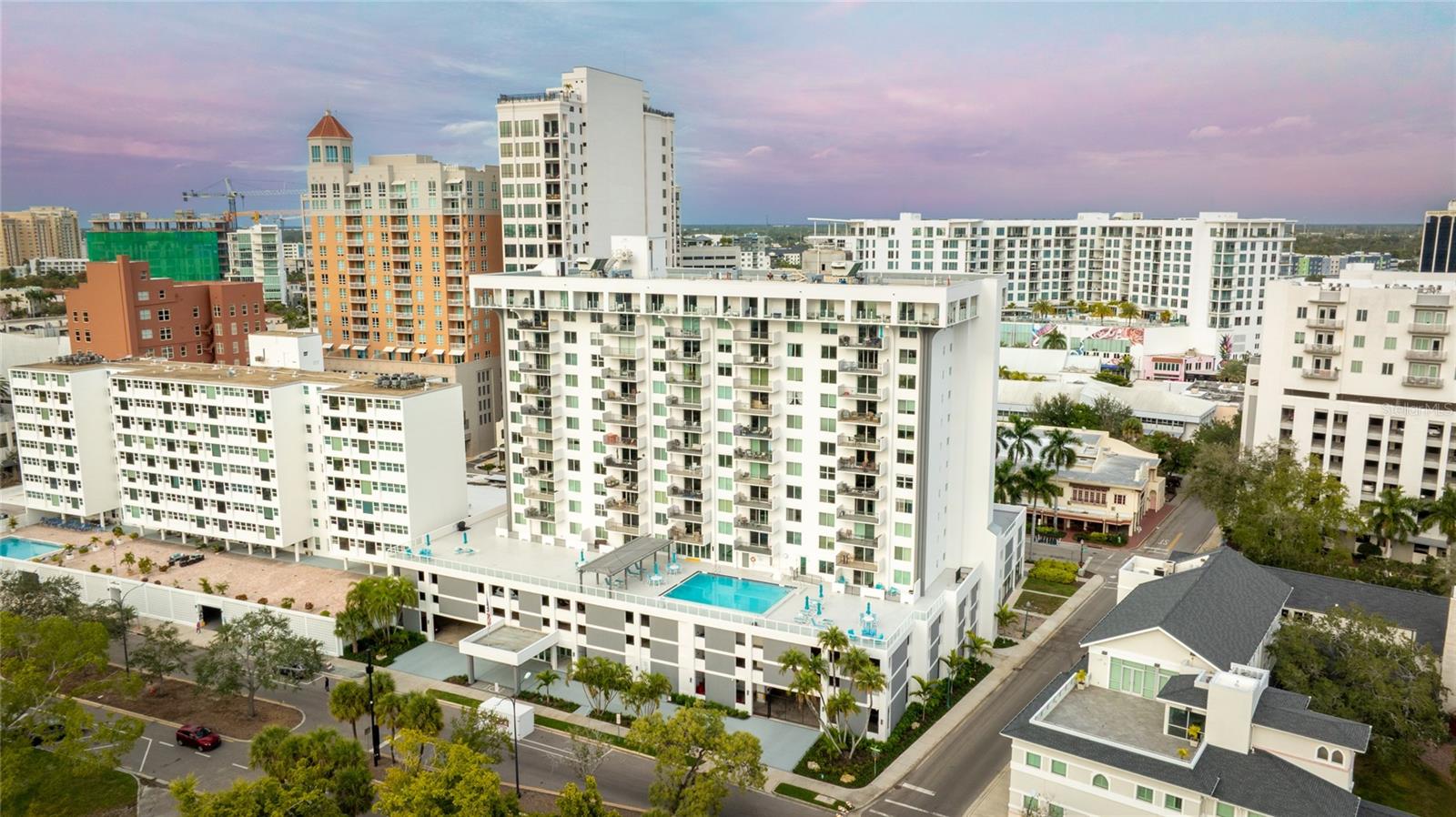 Image 35 of 39 For 101 Gulfstream Avenue 14d