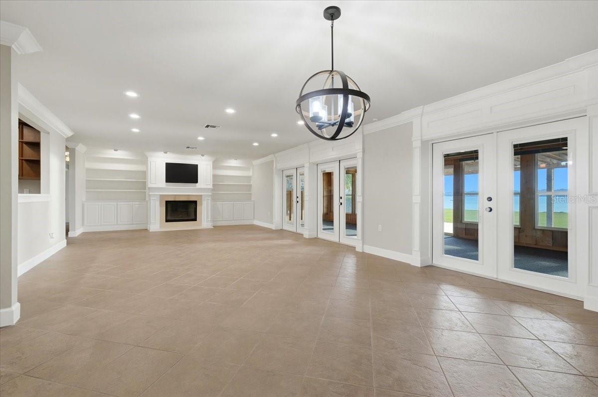 Image 12 of 58 For 5530 Driftwood Drive