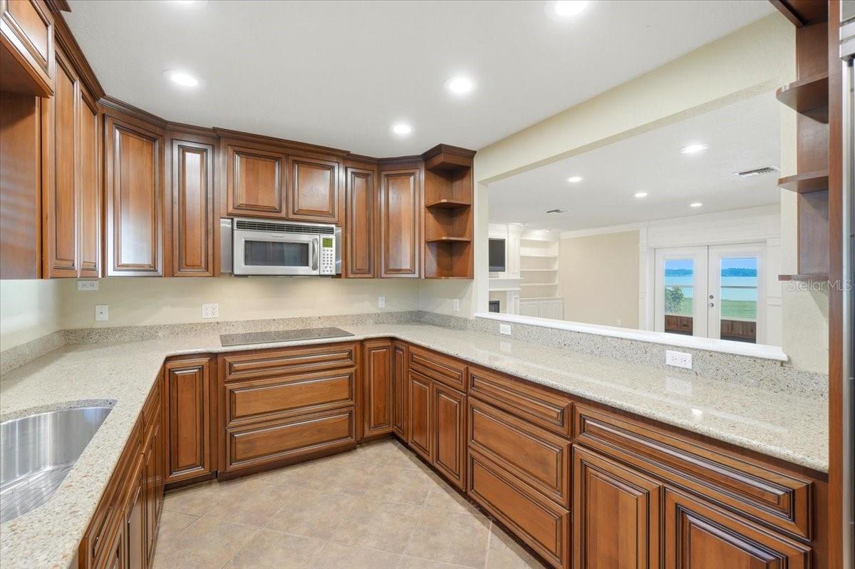 Image 17 of 58 For 5530 Driftwood Drive