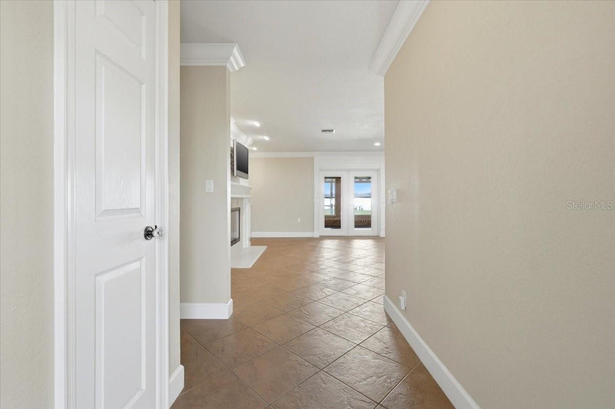 Image 7 of 58 For 5530 Driftwood Drive