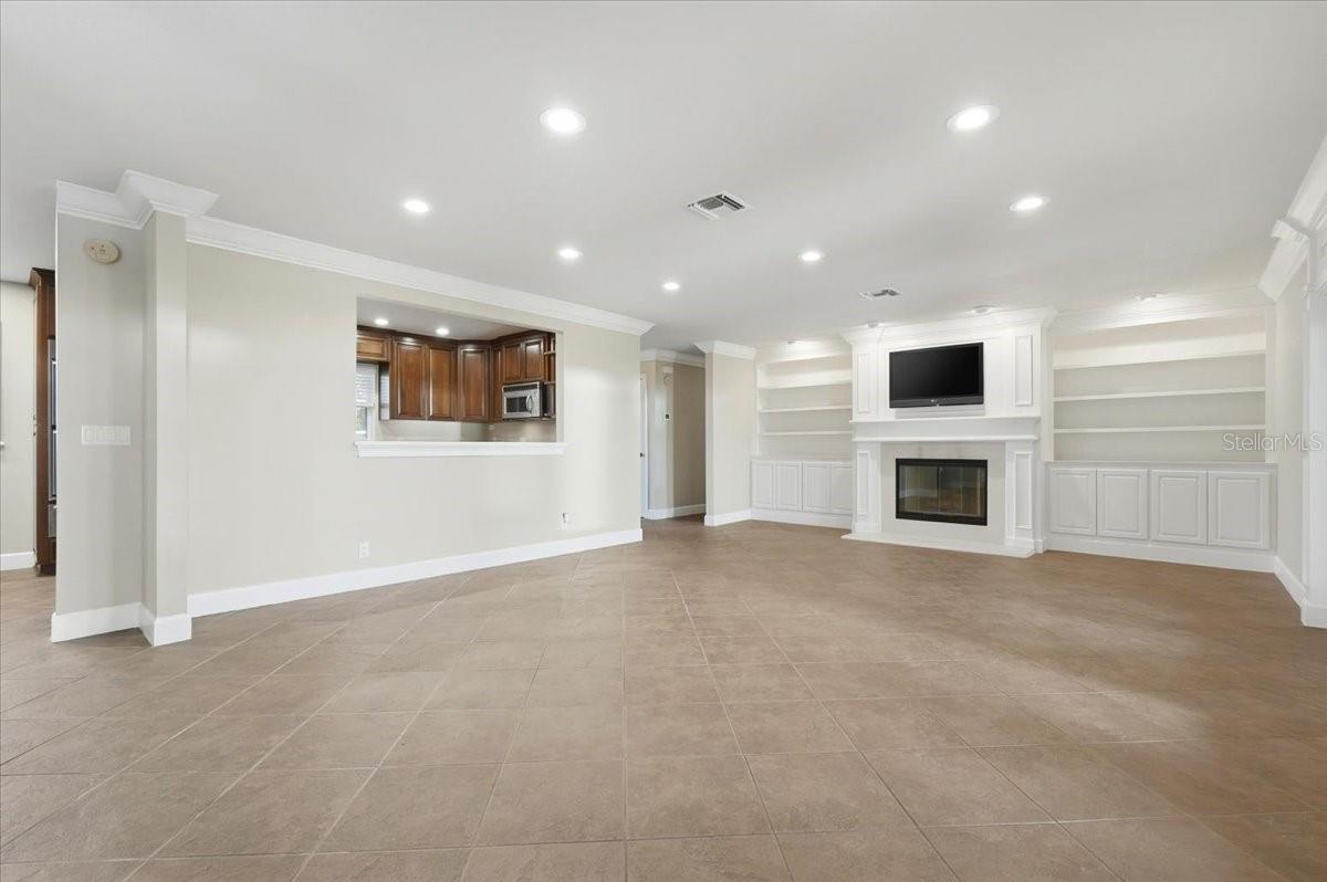 Image 8 of 58 For 5530 Driftwood Drive