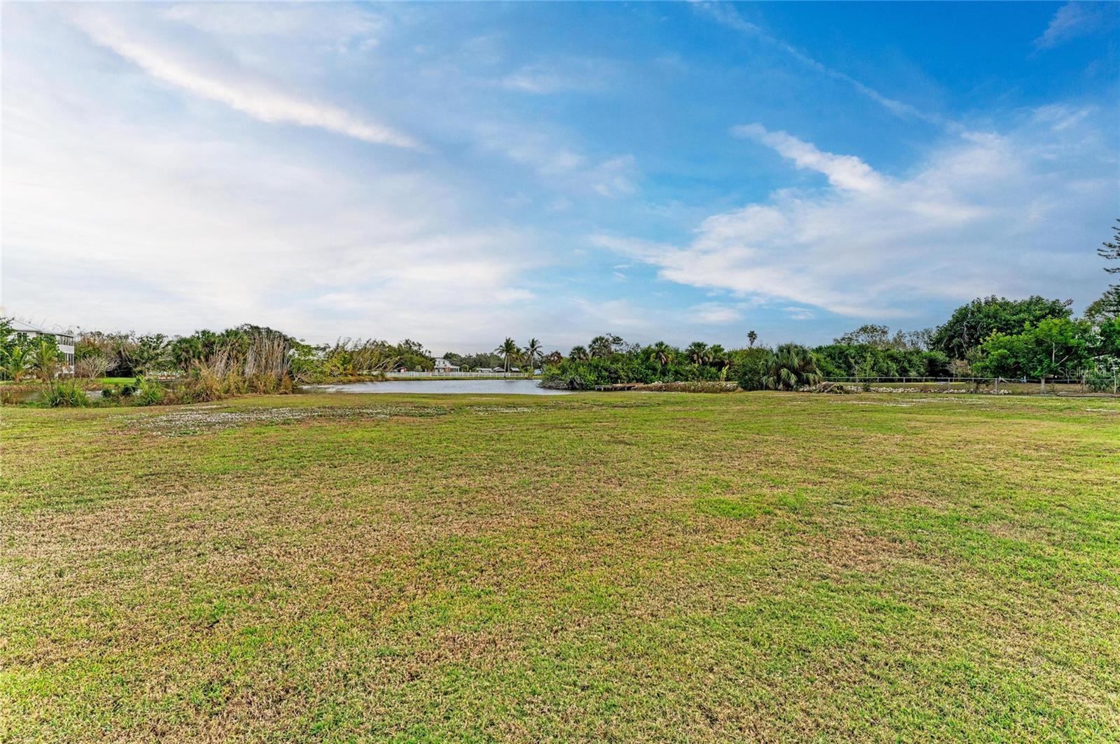 Image 53 of 57 For 1914 24th Avenue W