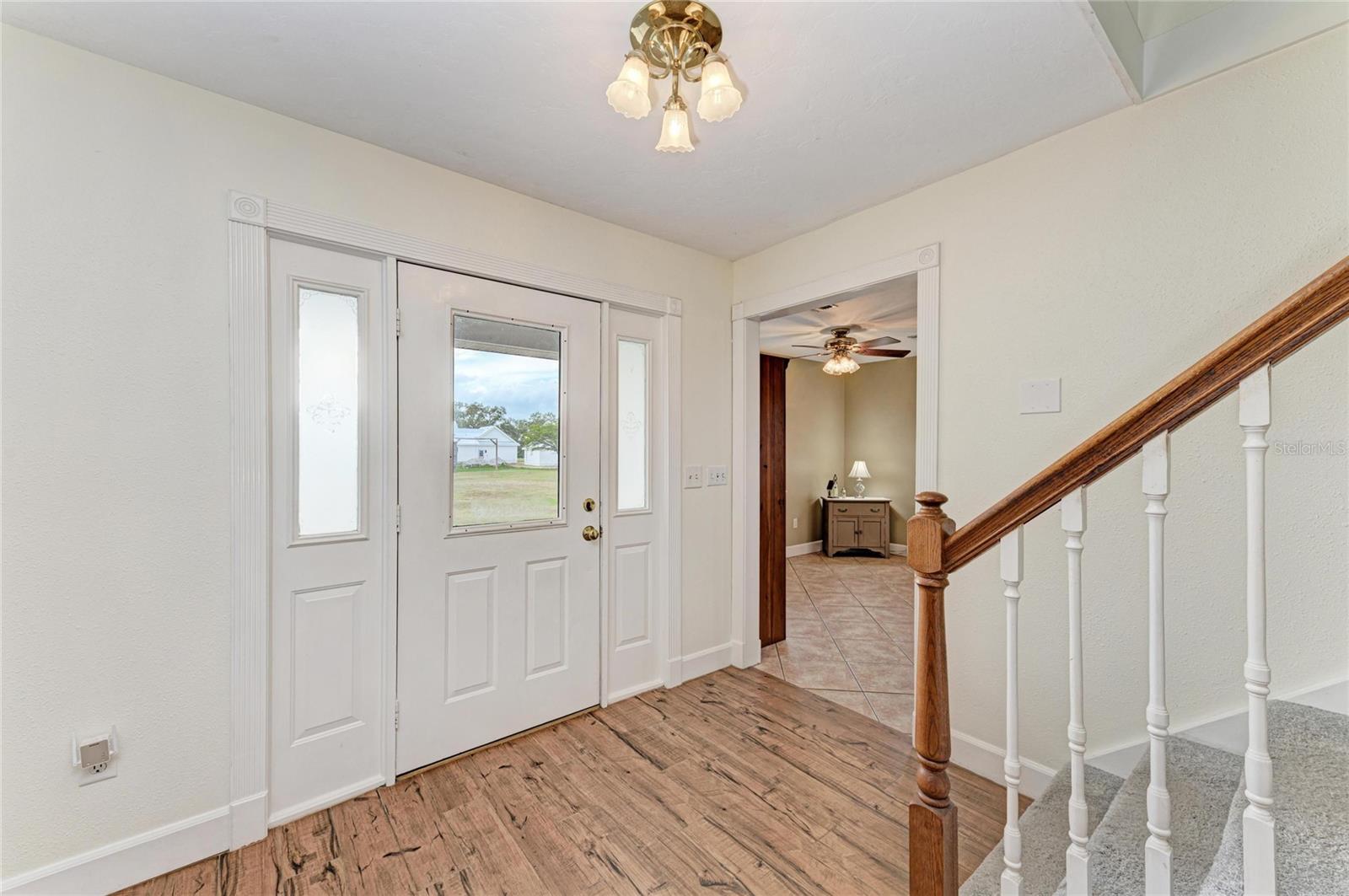 Image 9 of 57 For 1914 24th Avenue W