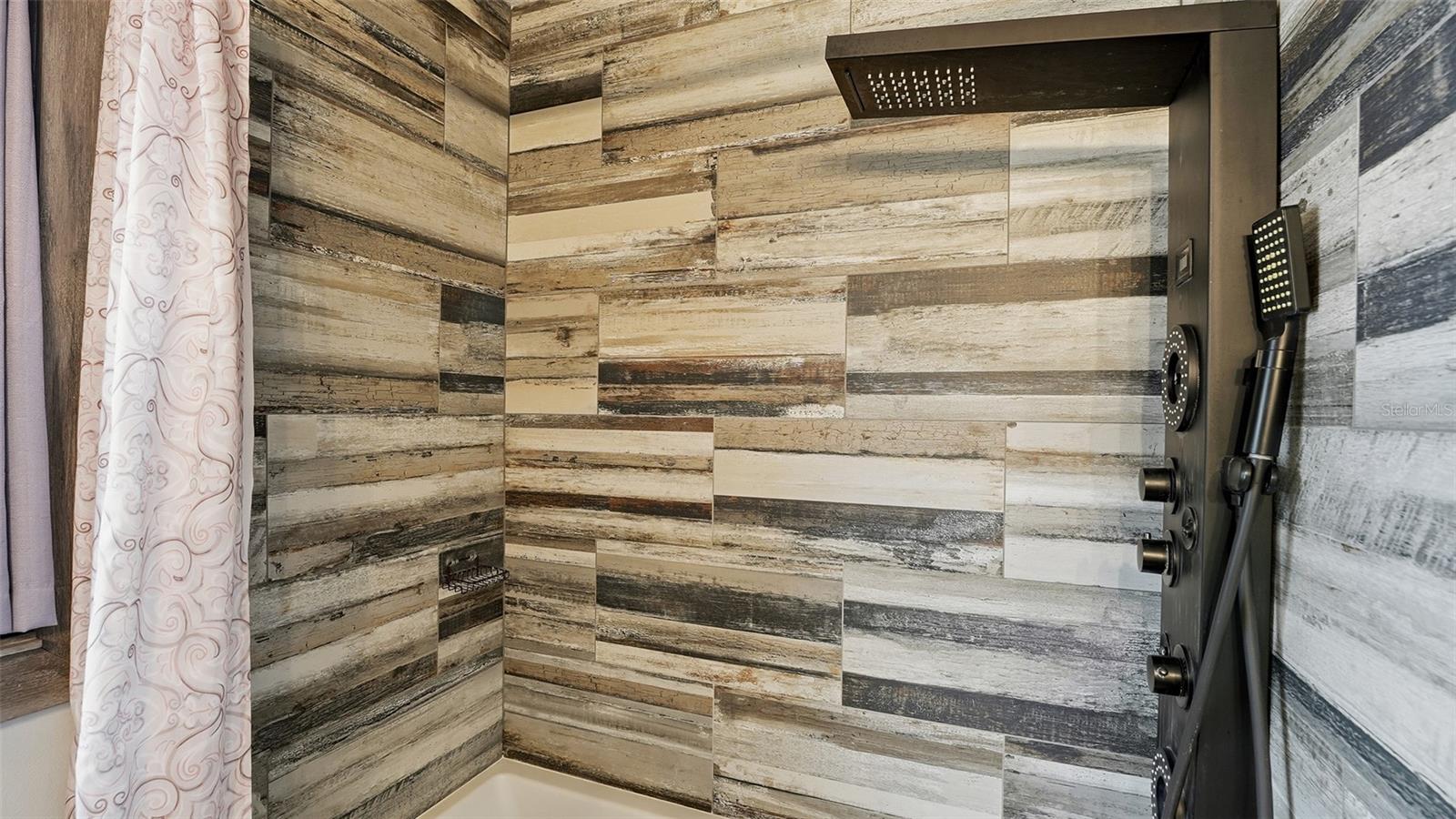 Image 27 of 55 For 4845 Turtle Bay Terrace