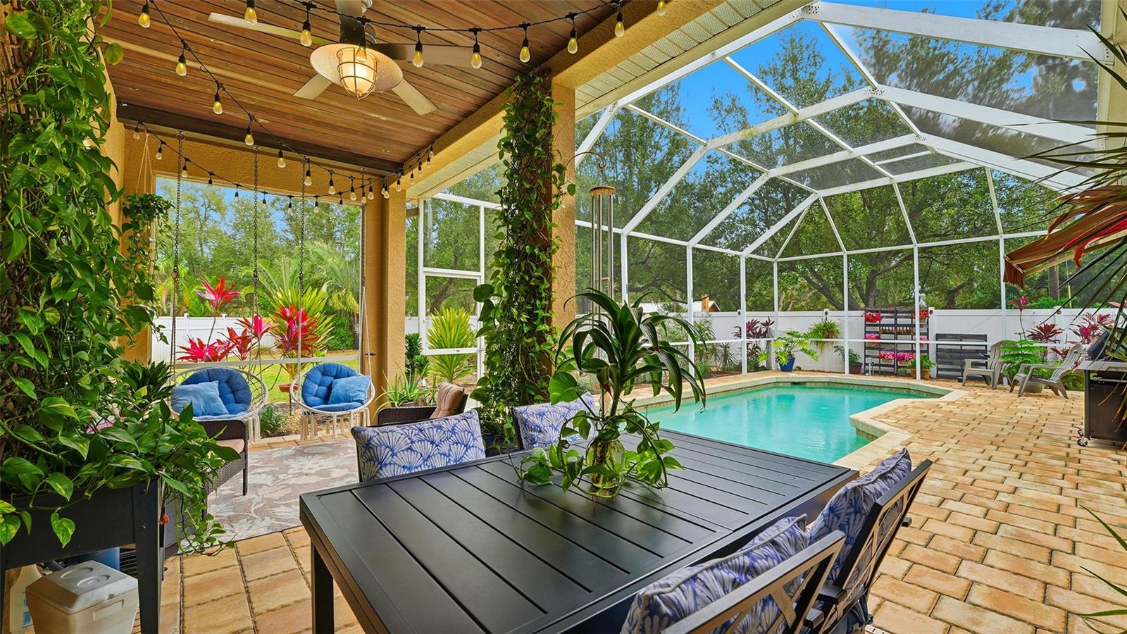 Image 32 of 55 For 4845 Turtle Bay Terrace