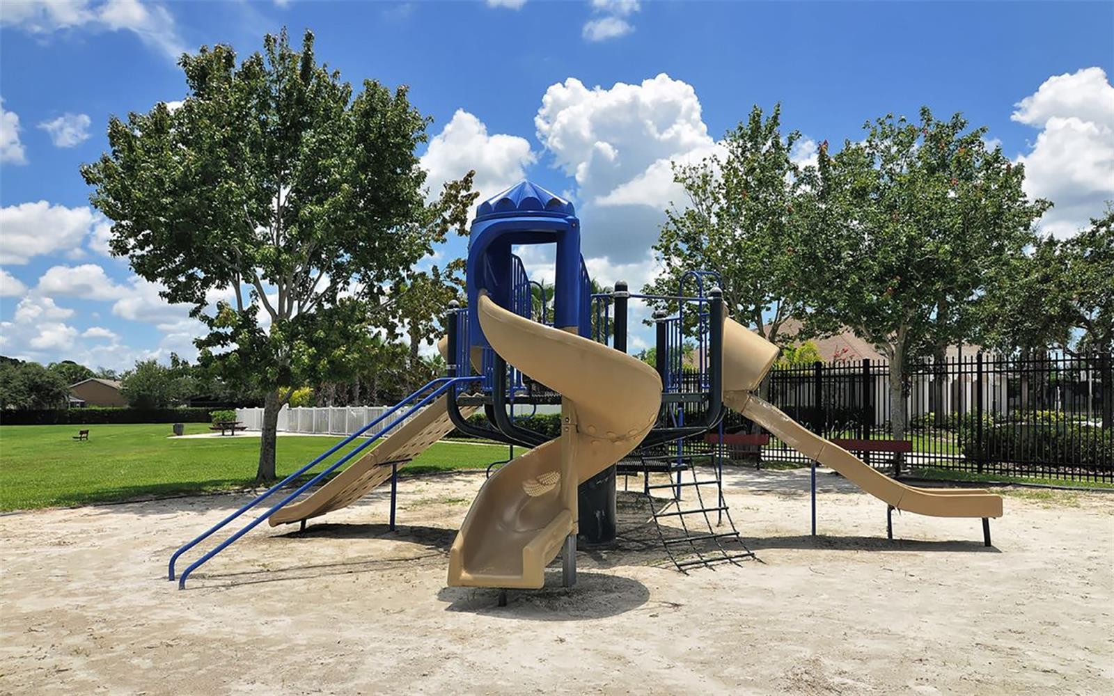 Image 51 of 55 For 4845 Turtle Bay Terrace