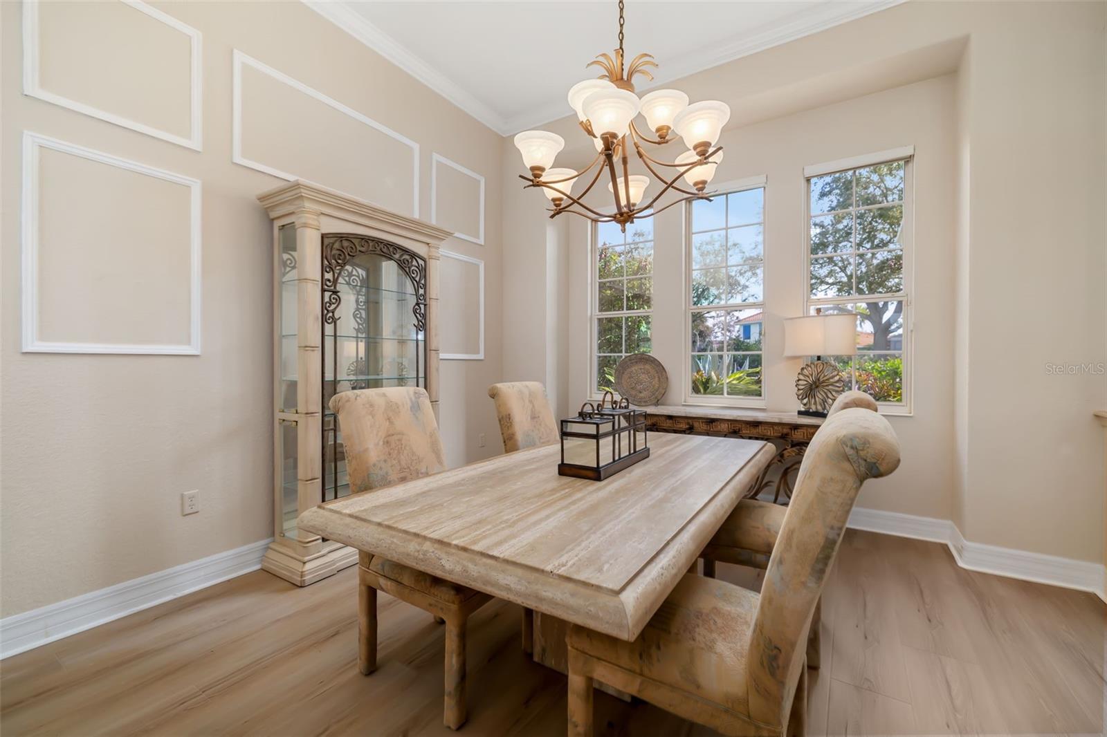 Image 58 of 100 For 10319 Winding Stream Way