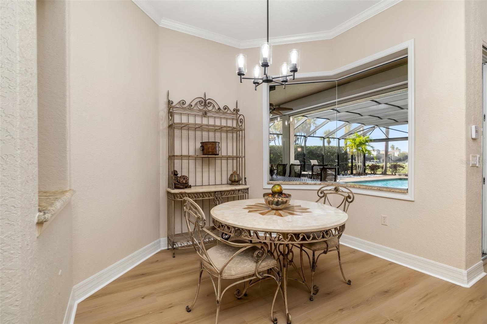 Image 62 of 100 For 10319 Winding Stream Way