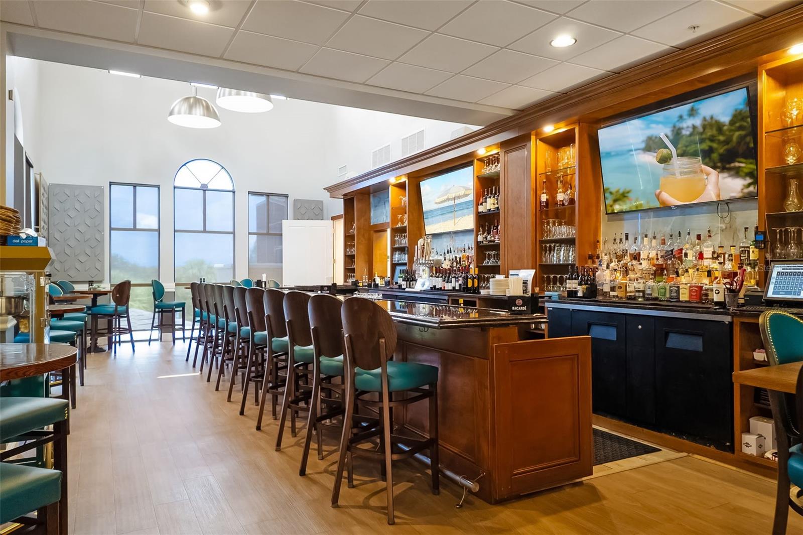 Image 87 of 100 For 10319 Winding Stream Way