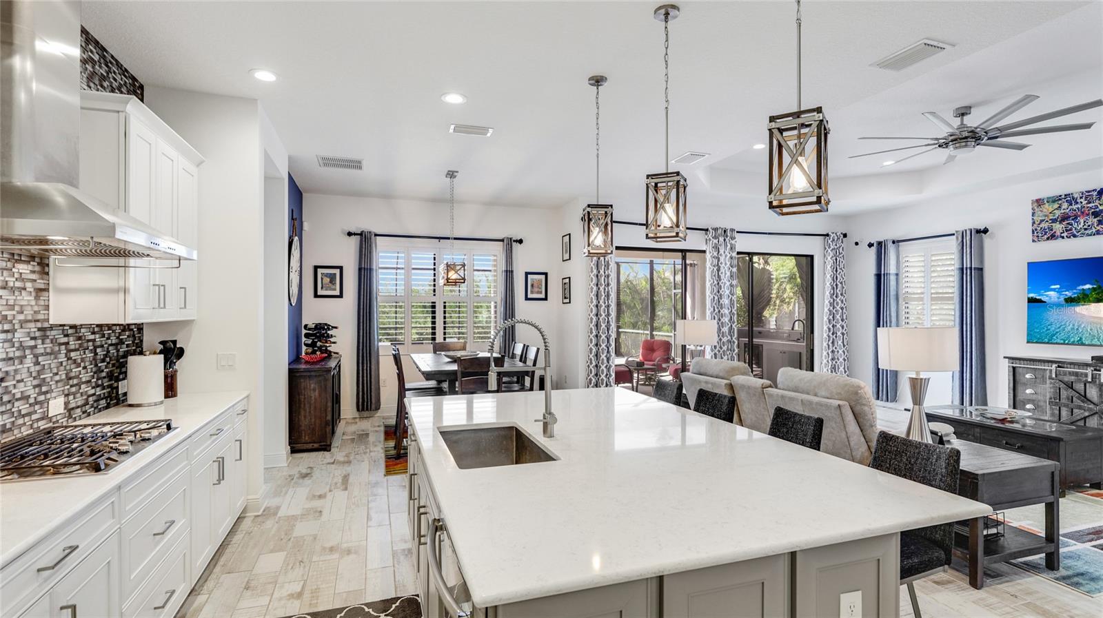 Image 27 of 51 For 413 Wildlife Glen