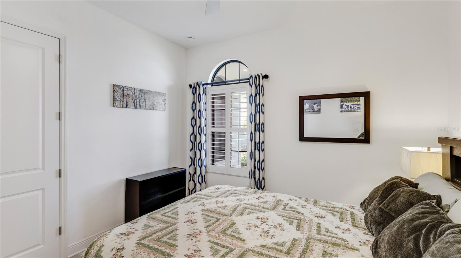 Image 41 of 51 For 413 Wildlife Glen