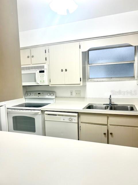 Image 6 of 16 For 5507 Fountain Lake Circle B205