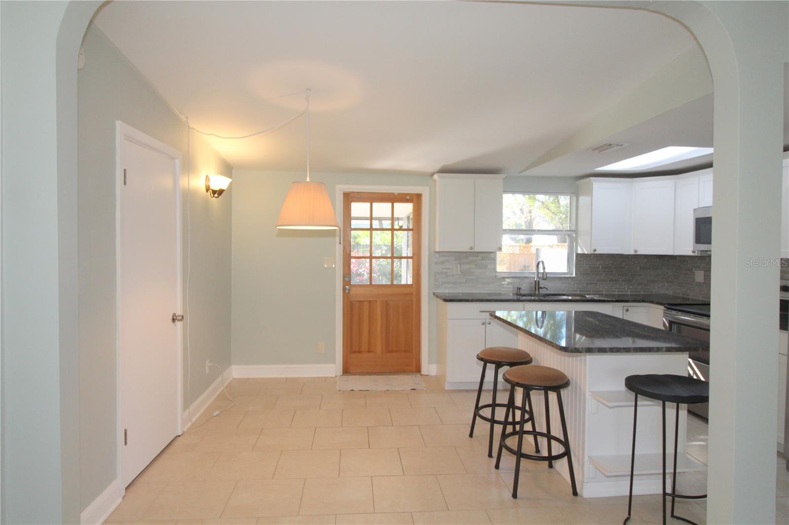 Image 11 of 20 For 2696 Loma Linda Street