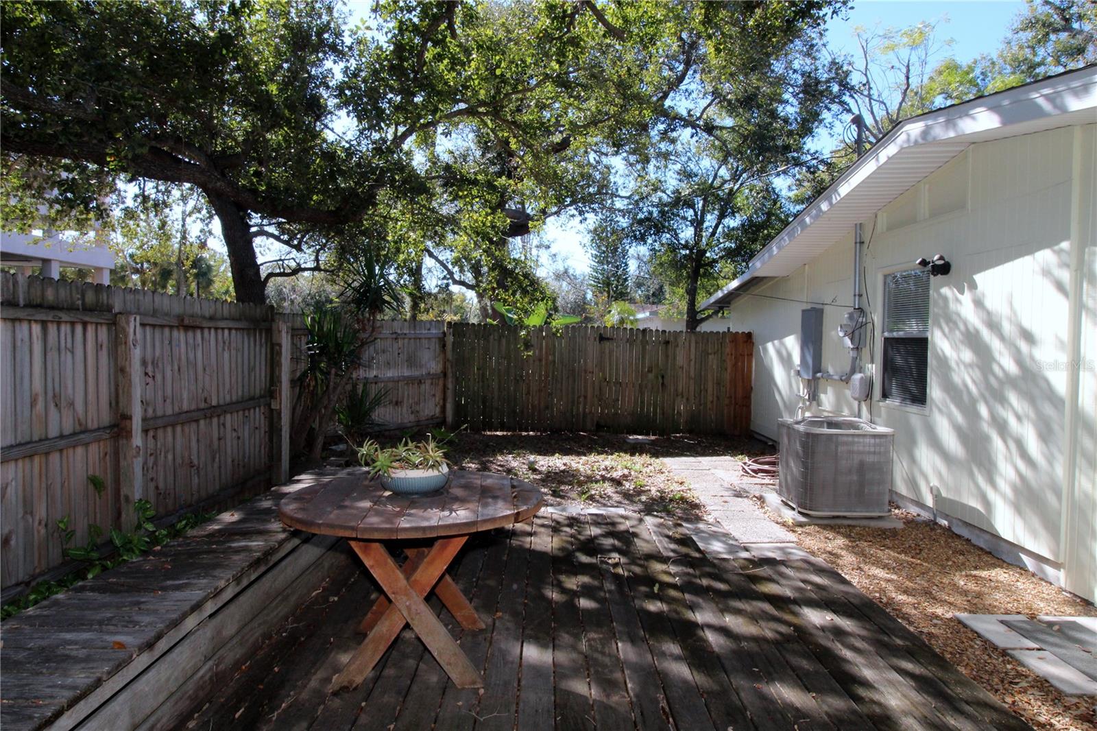 Image 15 of 20 For 2696 Loma Linda Street