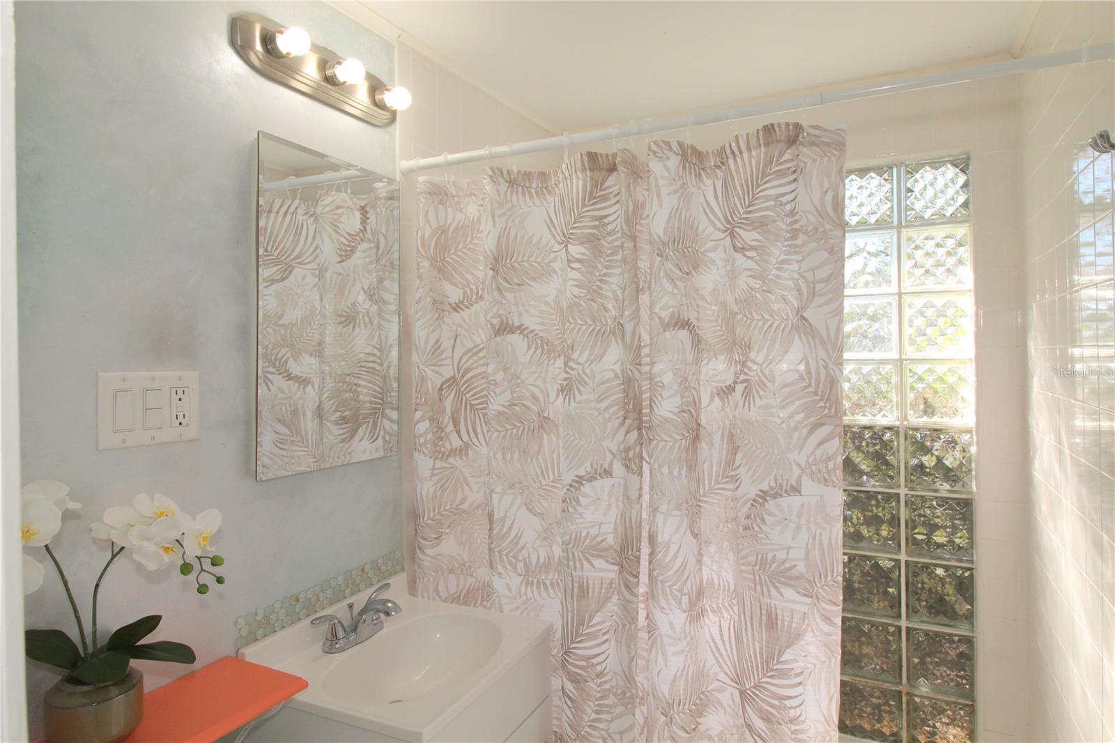 Image 9 of 20 For 2696 Loma Linda Street