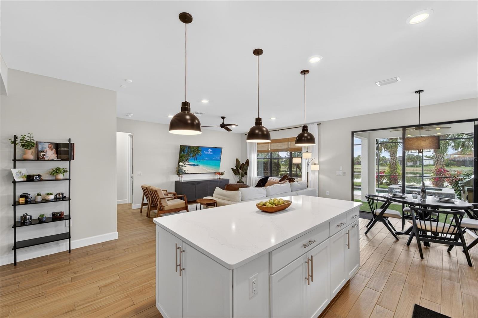 Image 10 of 68 For 5737 Bay Pine Way