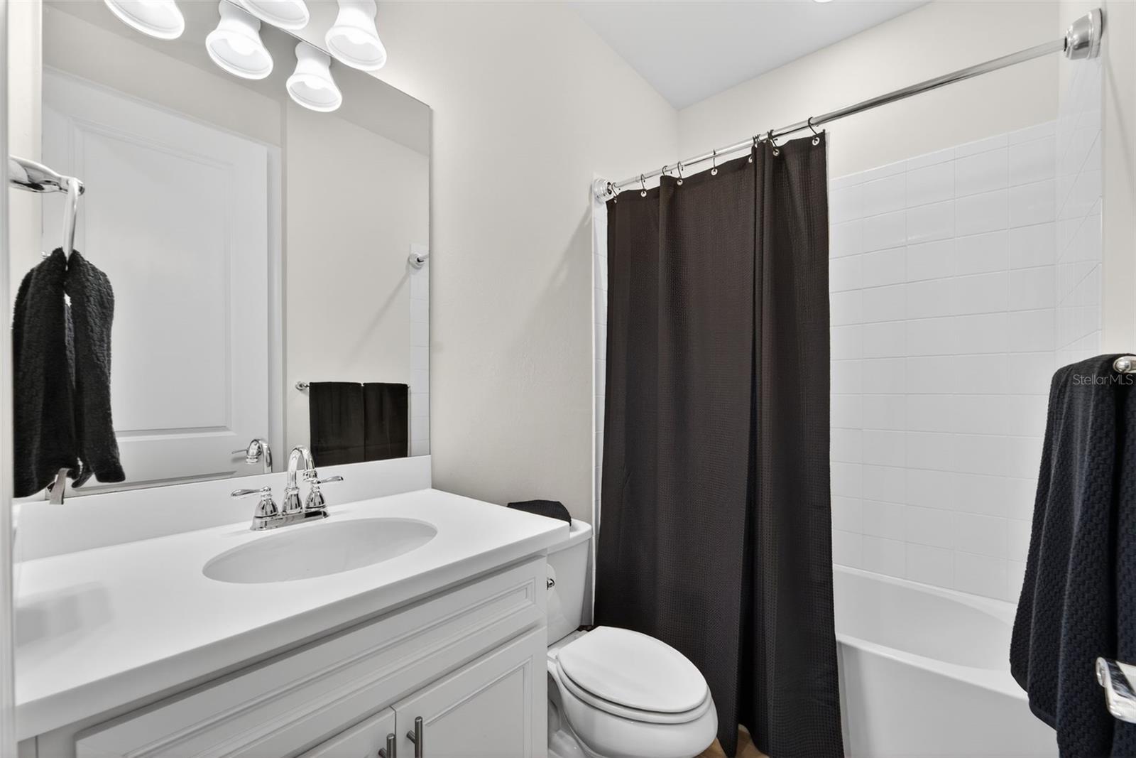 Image 25 of 68 For 5737 Bay Pine Way