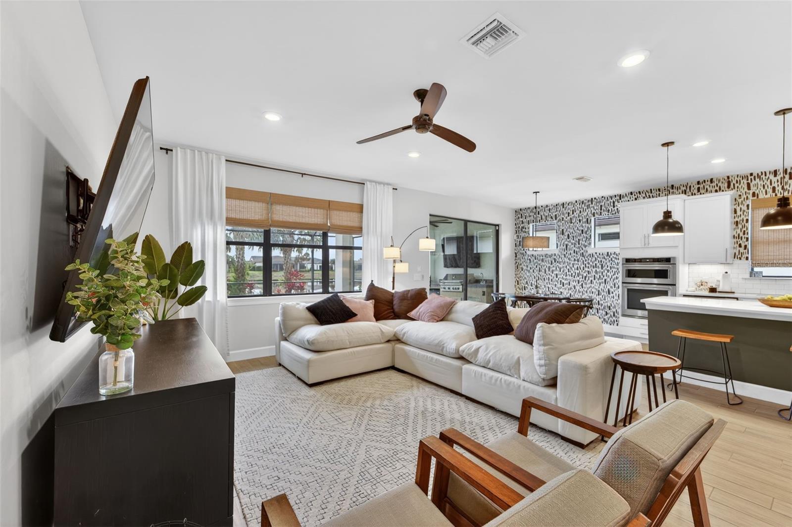 Image 7 of 68 For 5737 Bay Pine Way