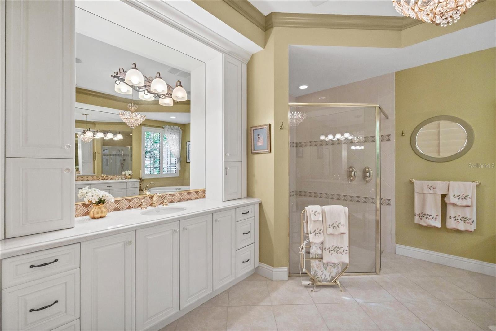 Image 28 of 83 For 7042 Vilamoura Place