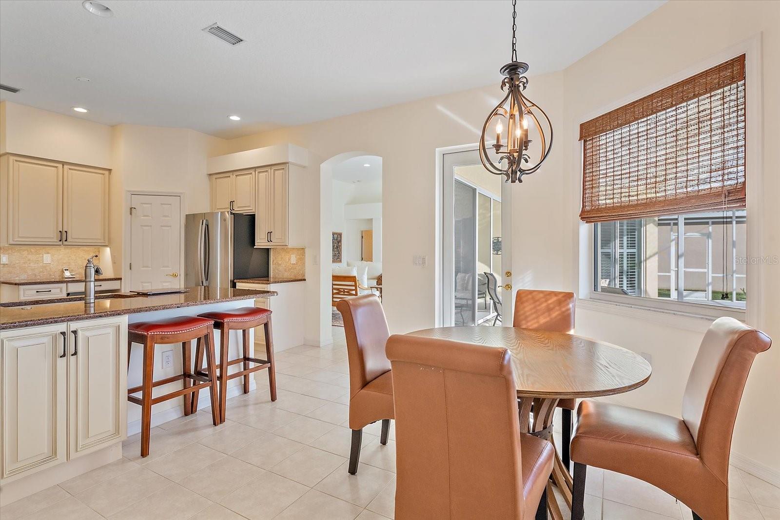 Image 14 of 39 For 6112 Saddlehorn Avenue