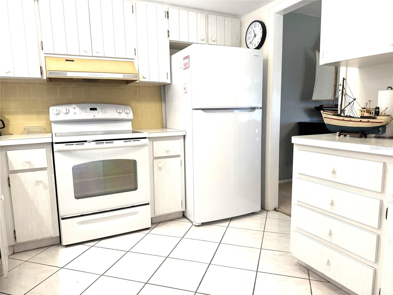 Image 12 of 19 For 2571 Riverbluff Parkway V158