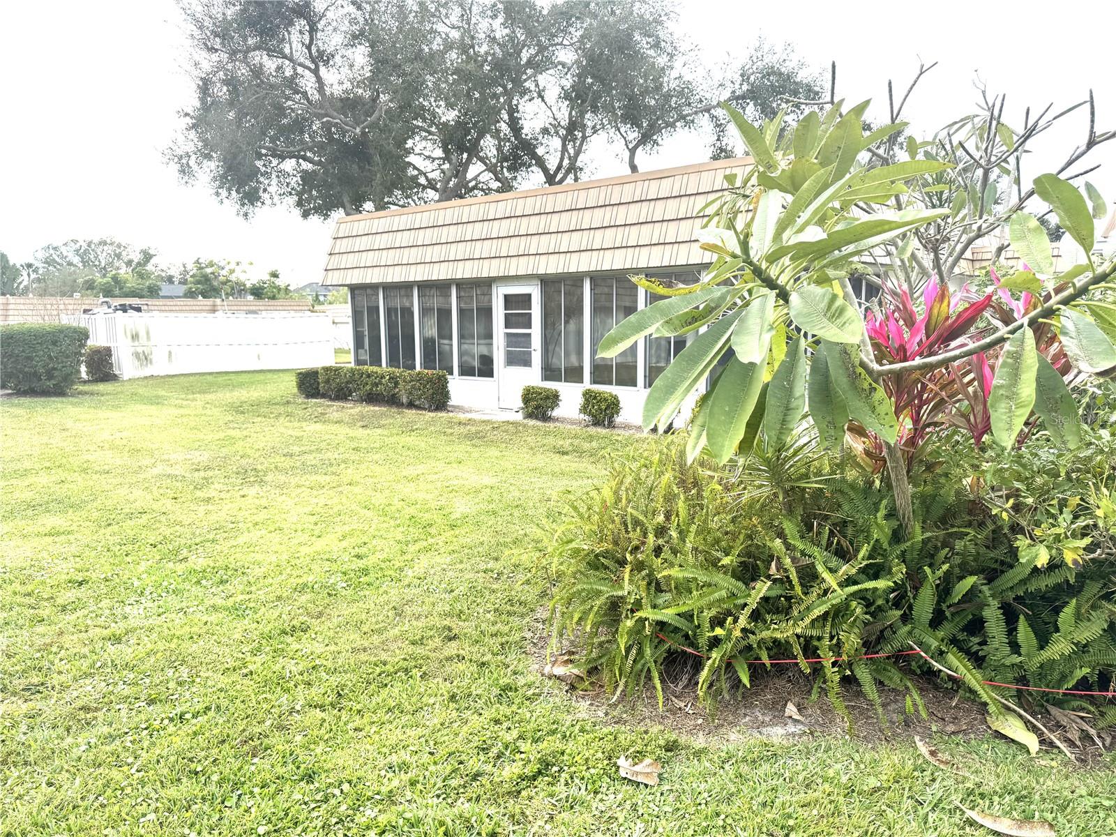 Image 19 of 19 For 2571 Riverbluff Parkway V158