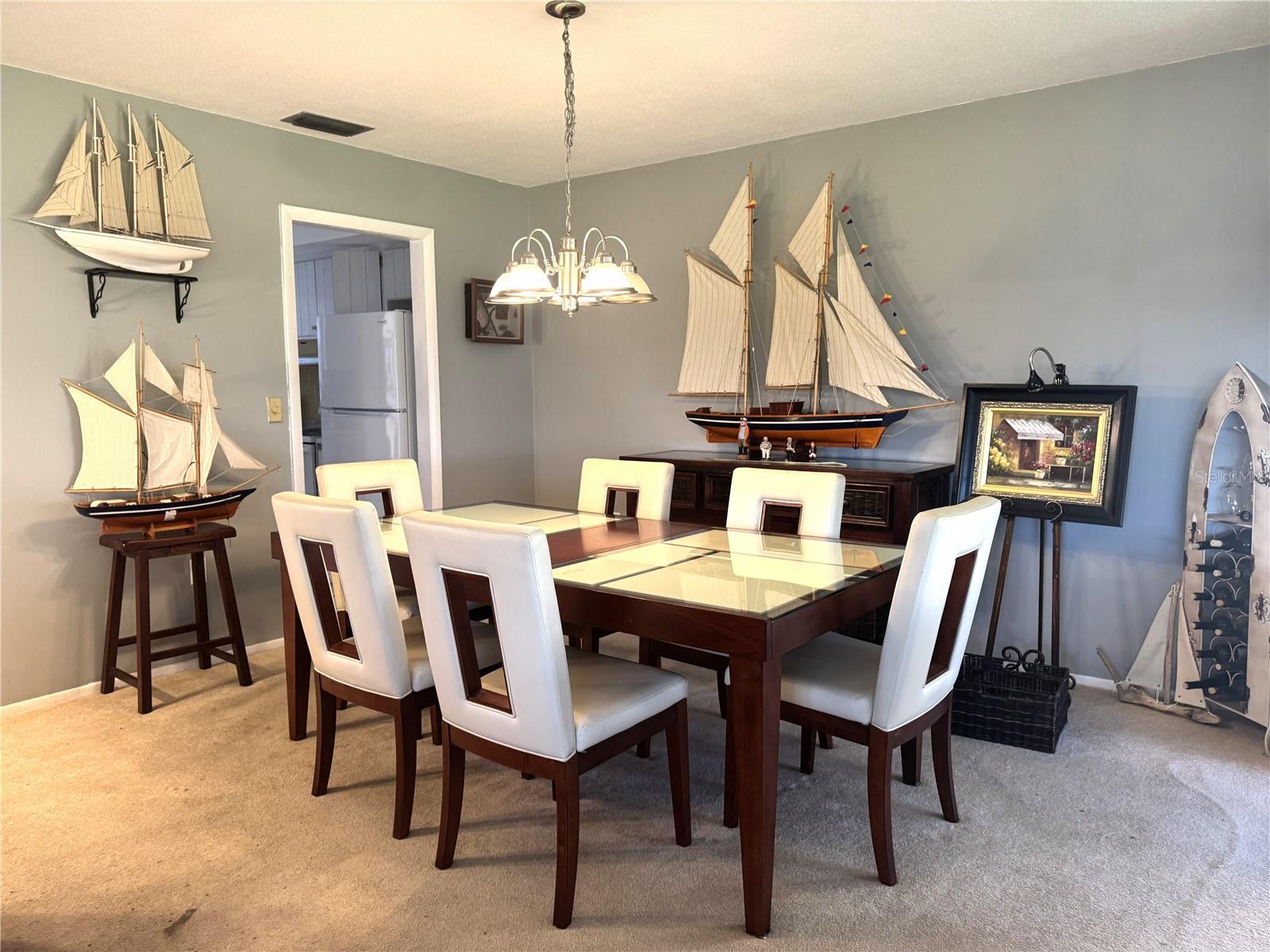 Image 3 of 19 For 2571 Riverbluff Parkway V158