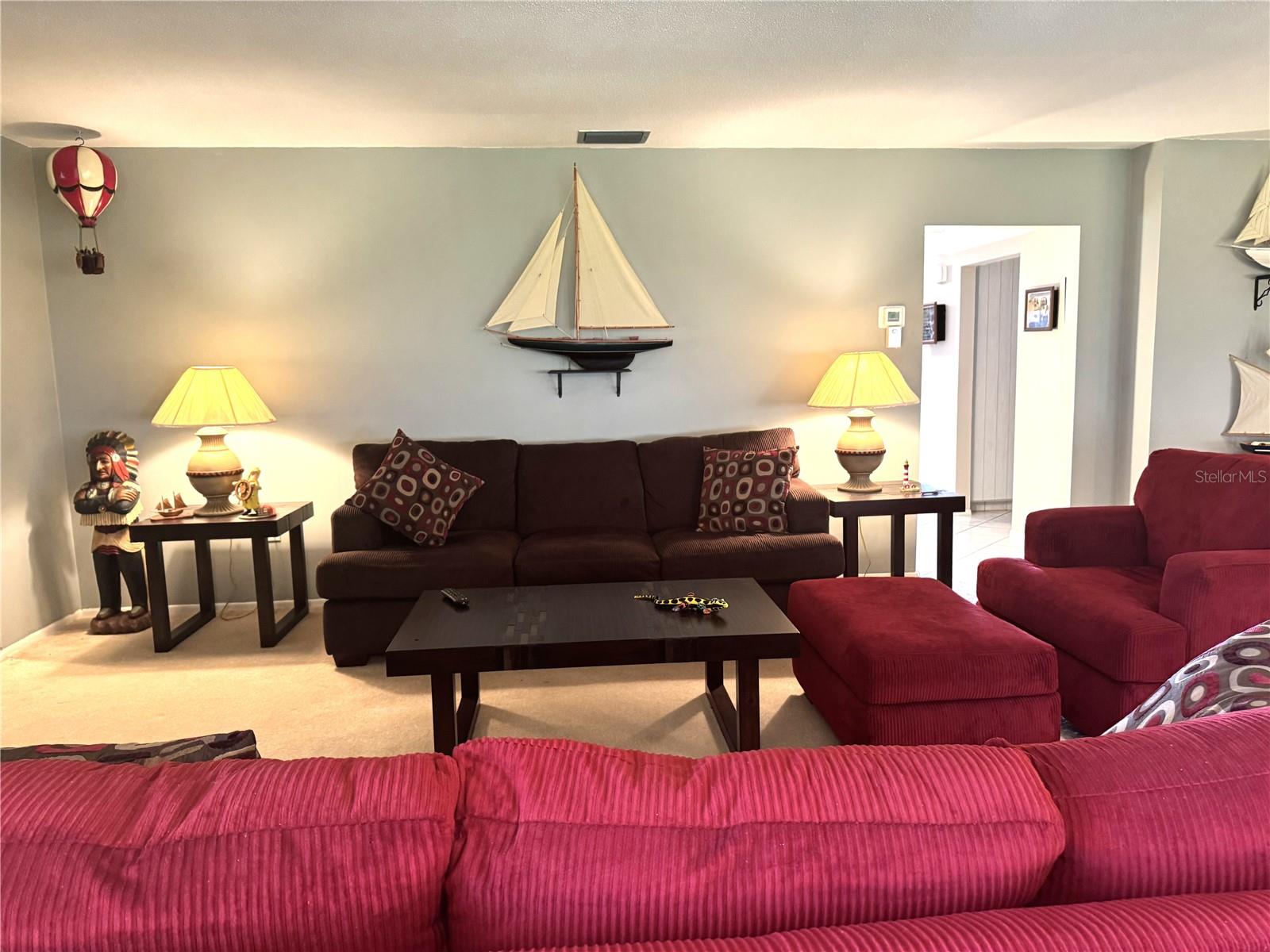 Image 8 of 19 For 2571 Riverbluff Parkway V158