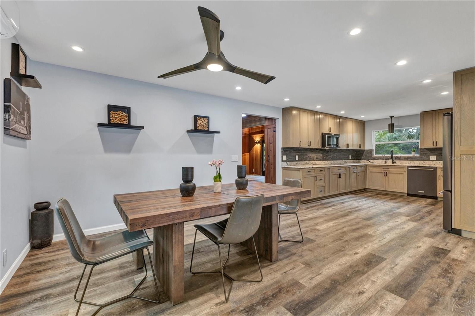 Image 15 of 83 For 2308 Shadow Oaks Road