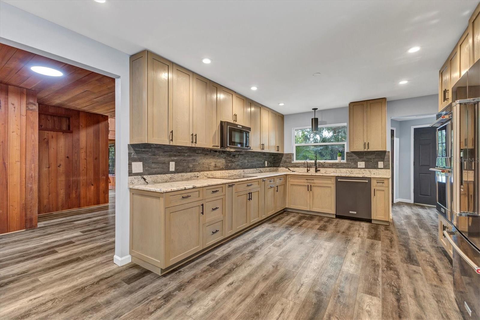 Image 16 of 83 For 2308 Shadow Oaks Road