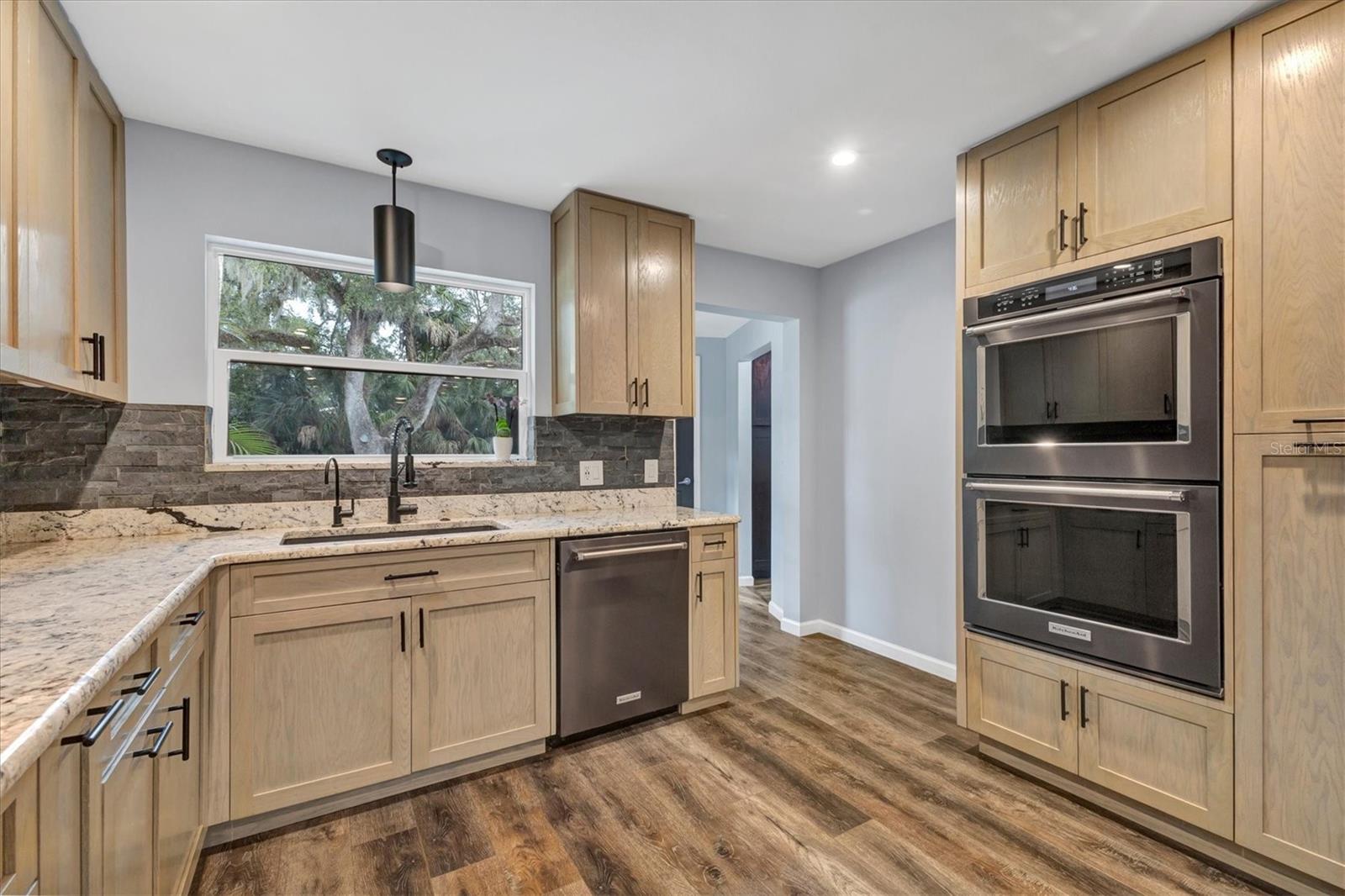 Image 19 of 83 For 2308 Shadow Oaks Road