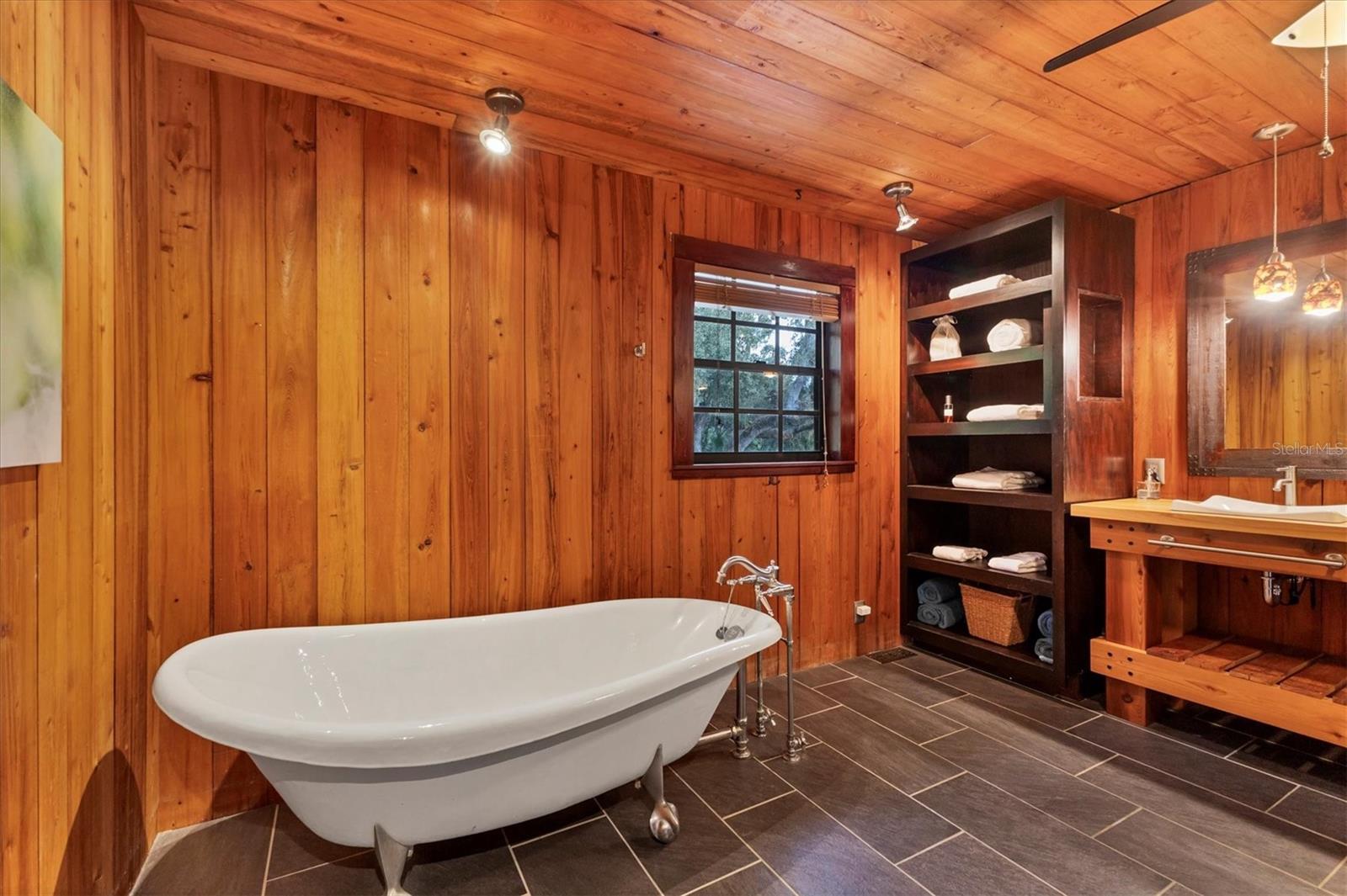 Image 37 of 83 For 2308 Shadow Oaks Road