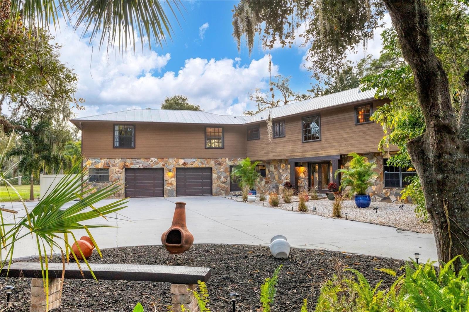 Image 4 of 83 For 2308 Shadow Oaks Road