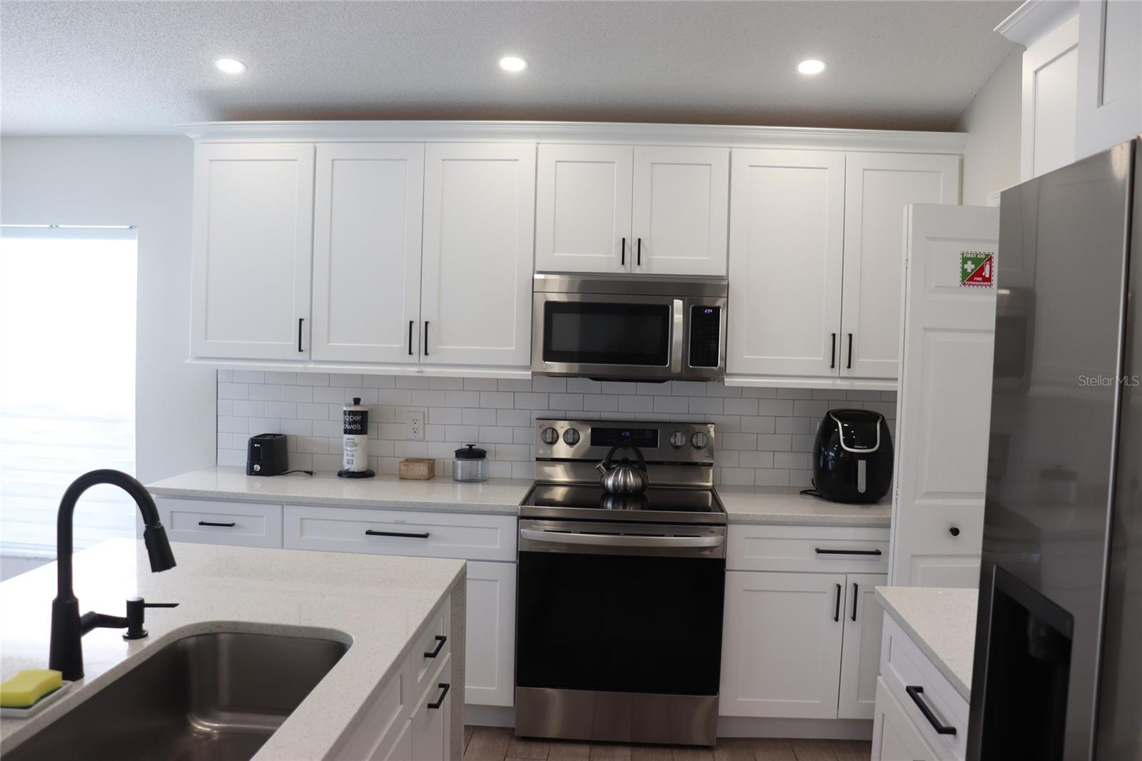 Image 20 of 44 For 154 Castlemain Circle