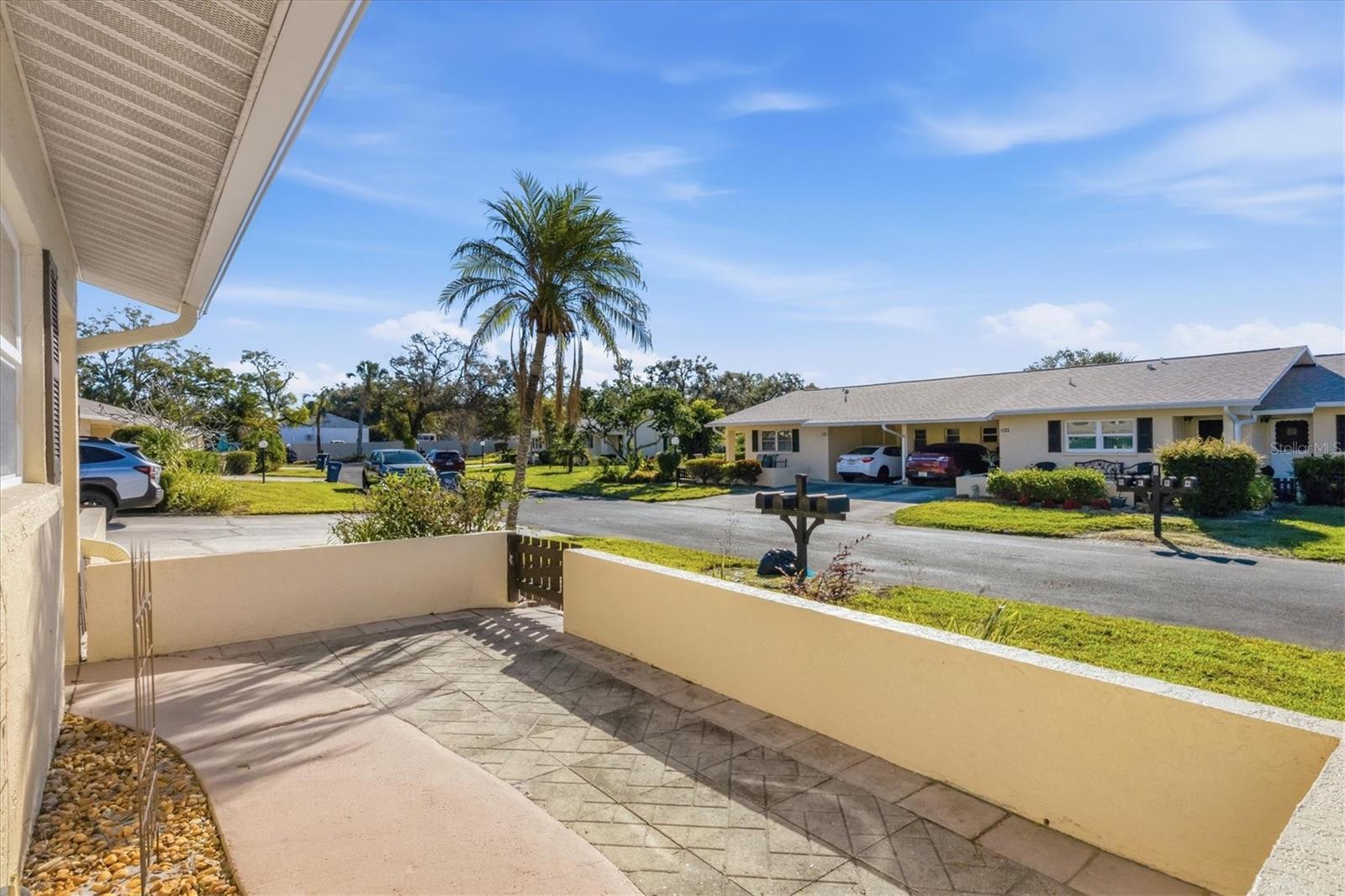 Image 34 of 44 For 390 301 Boulevard W 27c