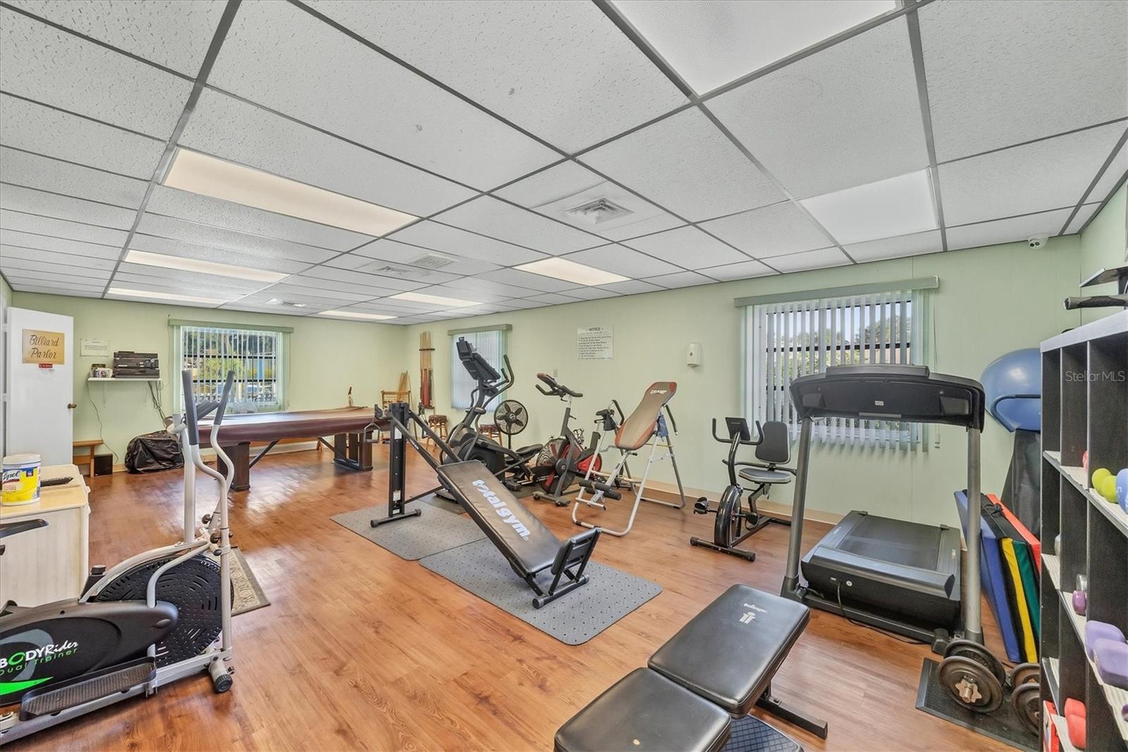 Image 38 of 44 For 390 301 Boulevard W 27c