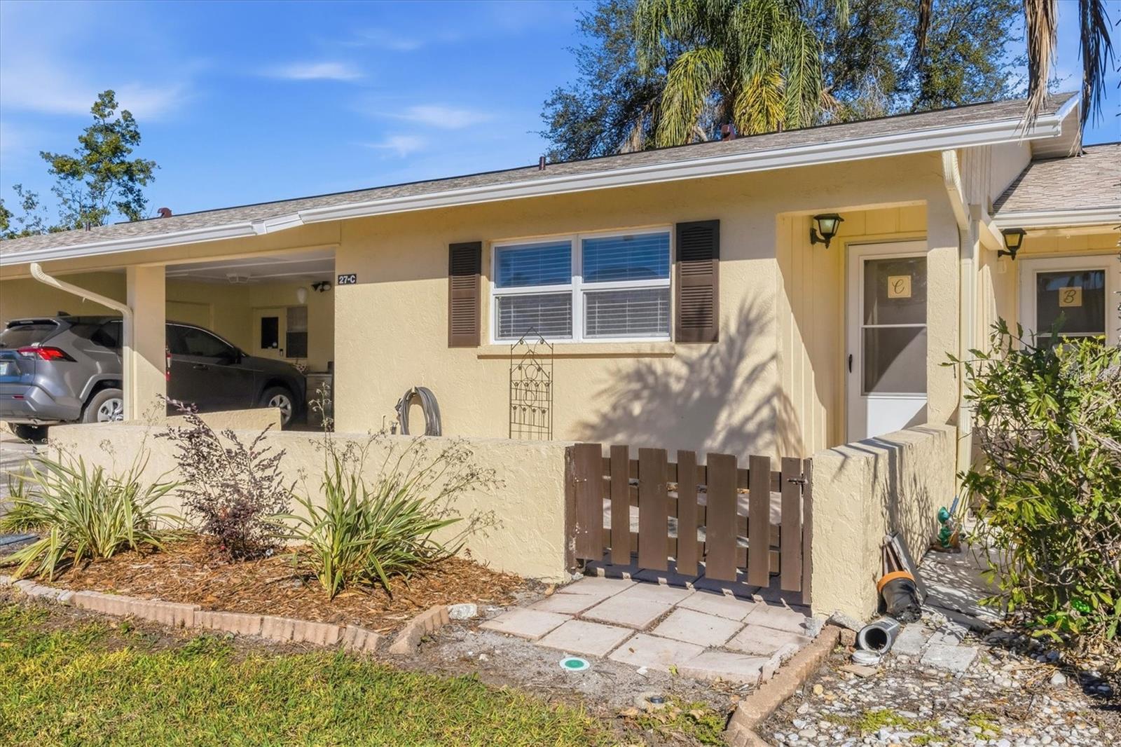 Image 4 of 44 For 390 301 Boulevard W 27c