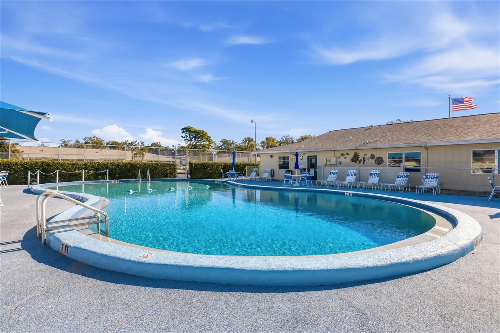 Image 43 of 44 For 390 301 Boulevard W 27c