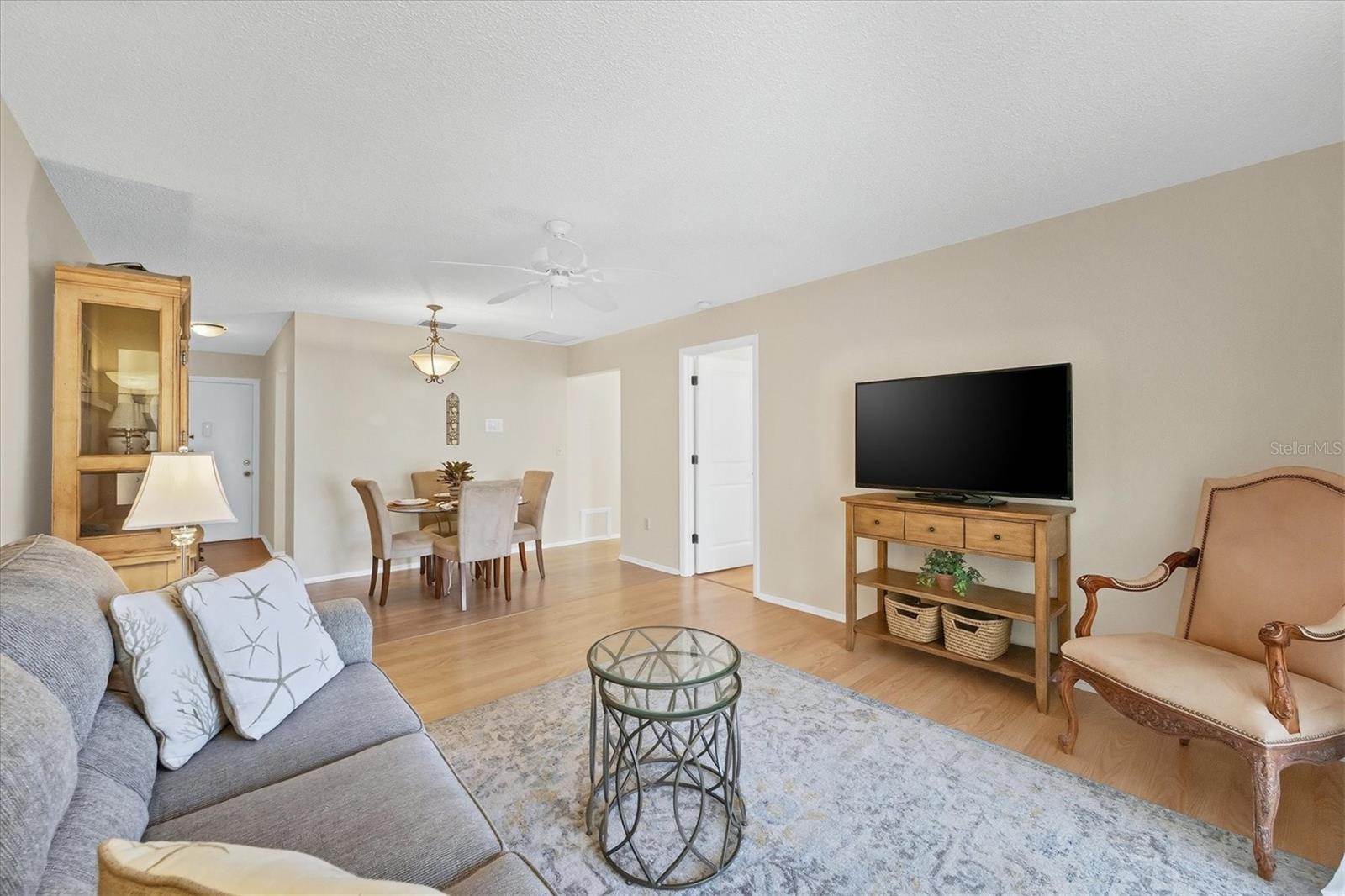 Image 9 of 44 For 390 301 Boulevard W 27c