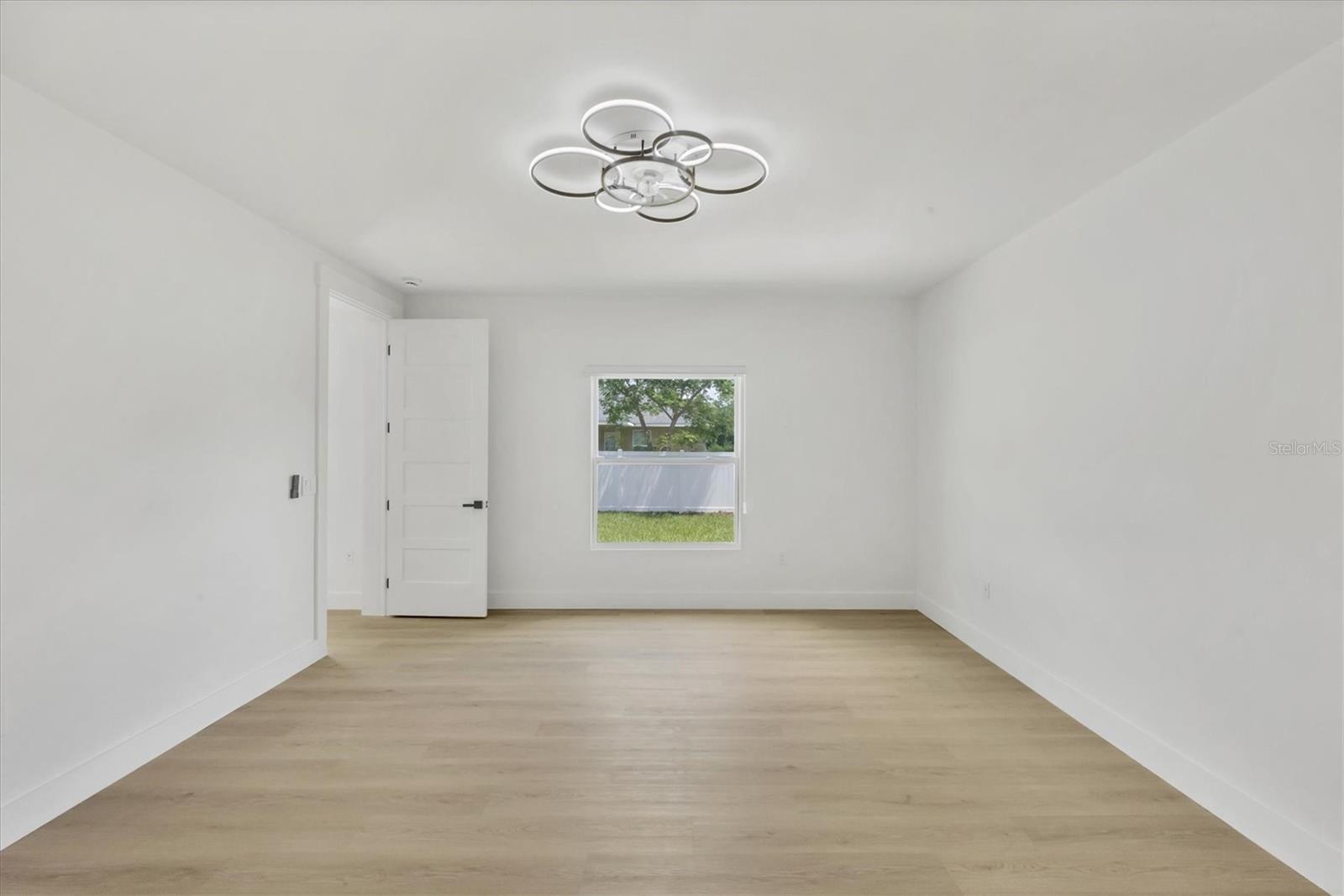 Image 18 of 50 For 13558 Ketridge Avenue